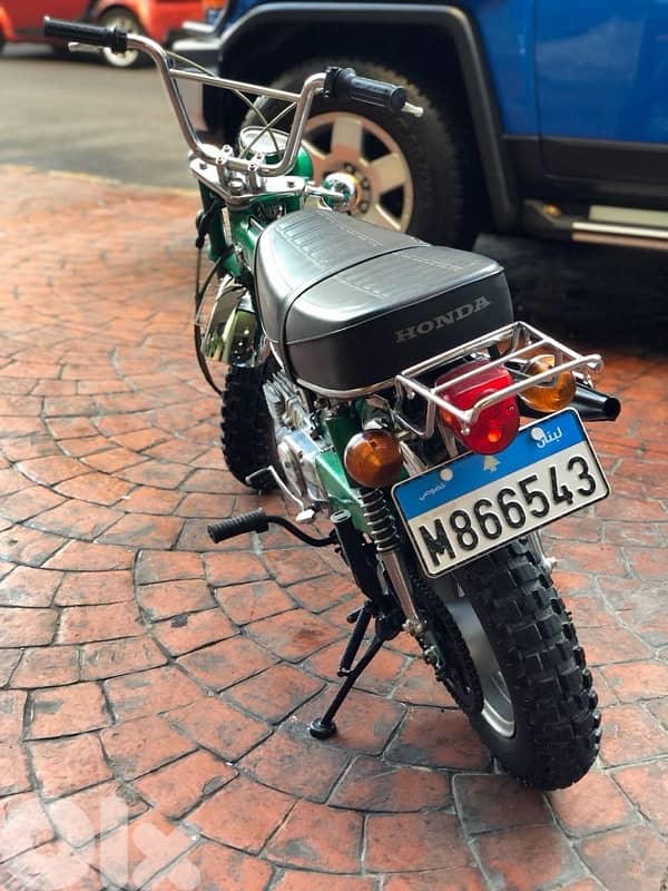 Honda Dax ST 70 vintage 5