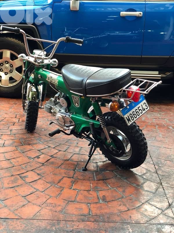 Honda Dax ST 70 vintage 9