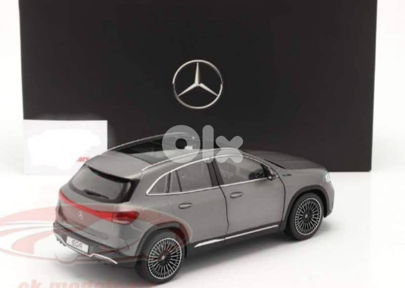 Mercedes EQA (H243) 2021 diecast car model 1;18 3