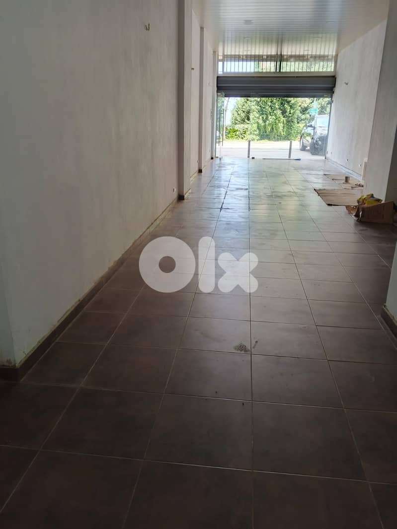 Shop for sale in Sahel Alma محل للبيع في ساحل علما 0