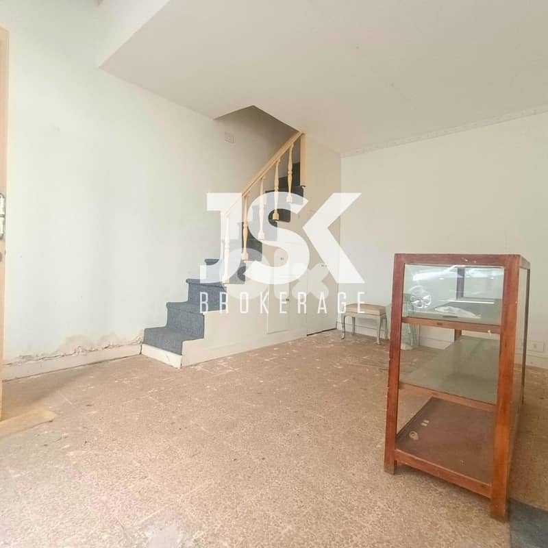 L18105-30 SQM Shop For Rent in Achrafieh, Sursock 0