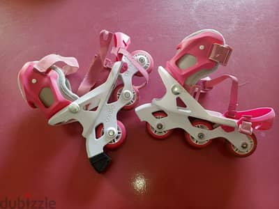 Adjustable rollerblades 28-30 with helmet