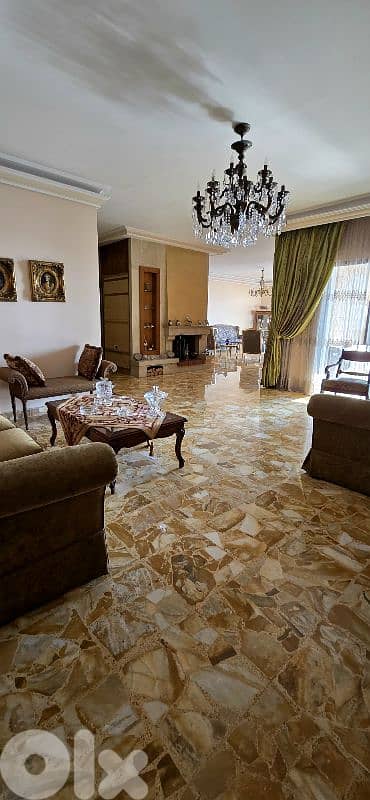 Apartment For Sale in Ashrafieh/للبيع شقة في الأشرفية 0