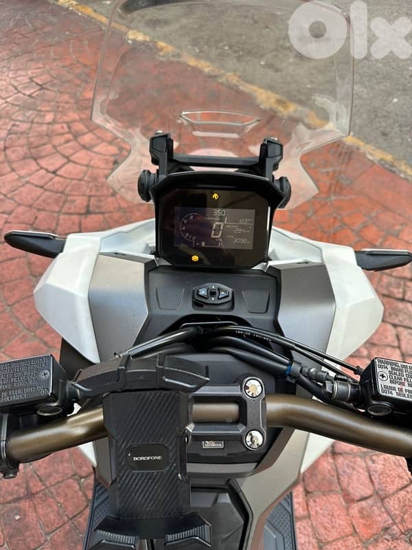 Honda AadV 160 Cc ABS 7