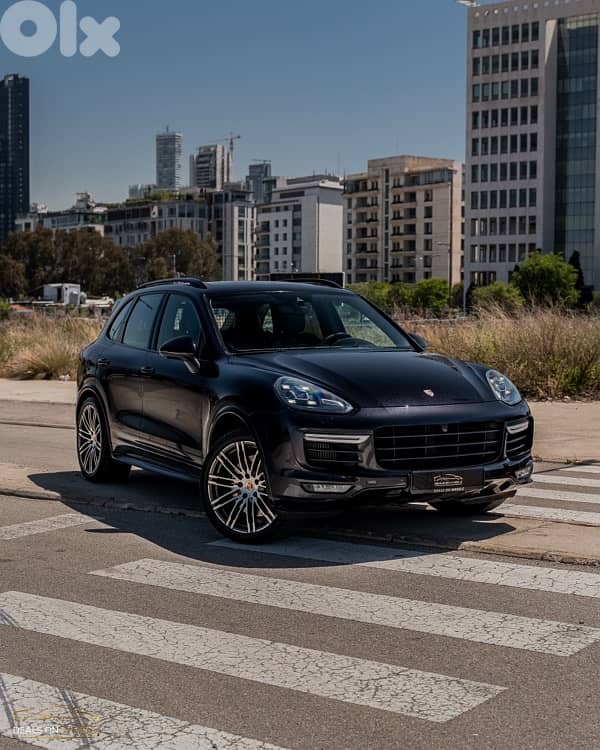 Porsche Cayenne GTS 2016 , Porsche Beirut Source&Services, LOW KM 0