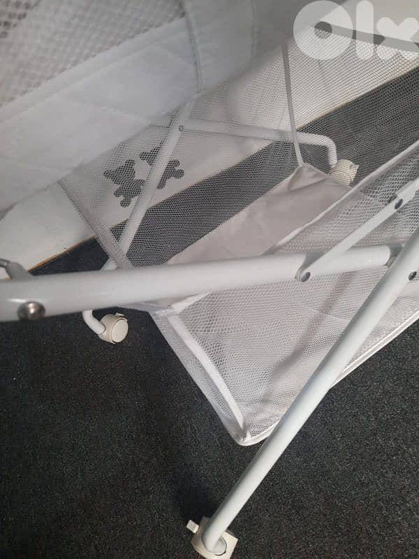 bassinet 3