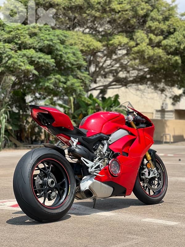 Panigale V4s 6