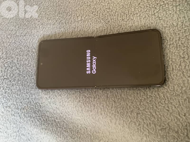 Samsung flip4 256 3