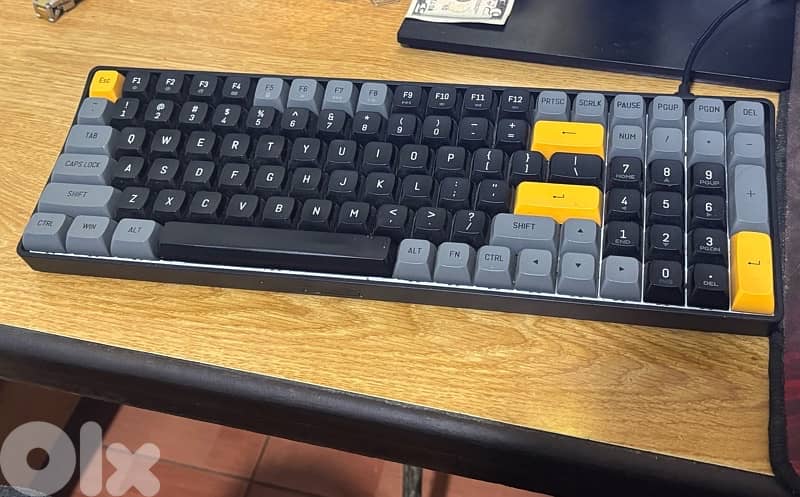 DarkFlash GD100 Mechanical Keyboard Brown Sugar • Wired / Wireless 1