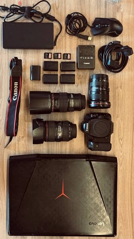 Laptop lenovo Y910 Canon 5D Mark 4 lenses batteries Charger 3 SD 0