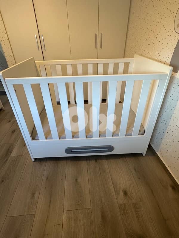 baby bed with mattresse 0