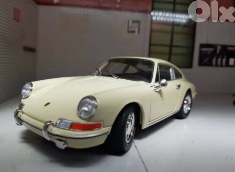 Porsche 911 (1964) diecast car model 1;24 2