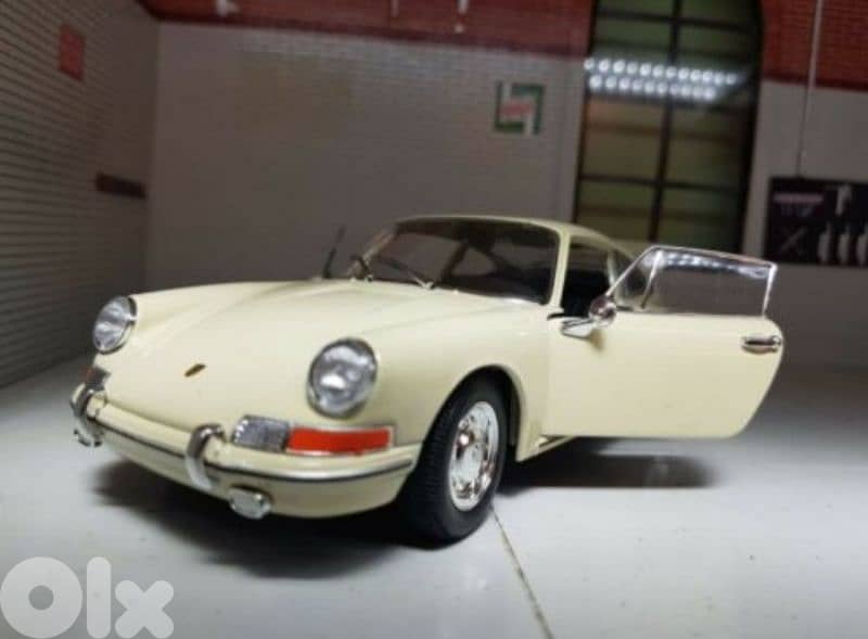 Porsche 911 (1964) diecast car model 1;24 3