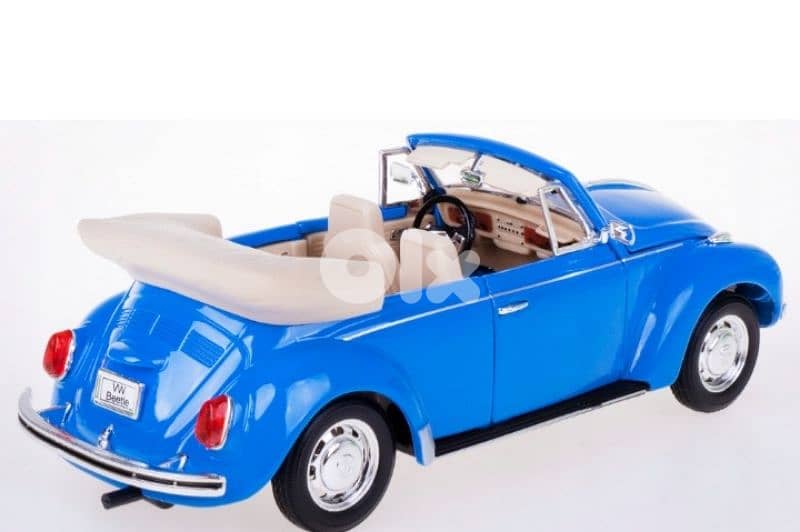 Volkswagen Beetle Cabriolet diecast car model 1;24. 1