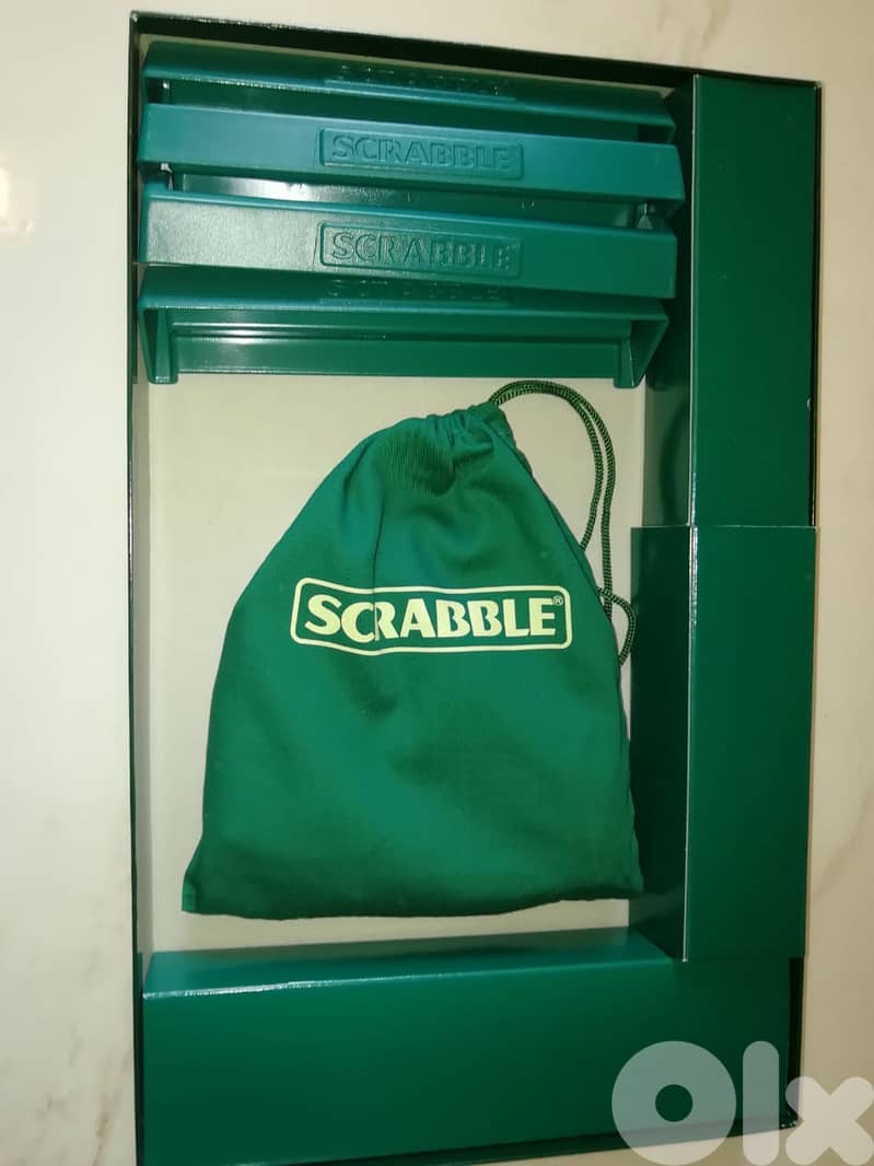 Scrabble original by Mattel 4