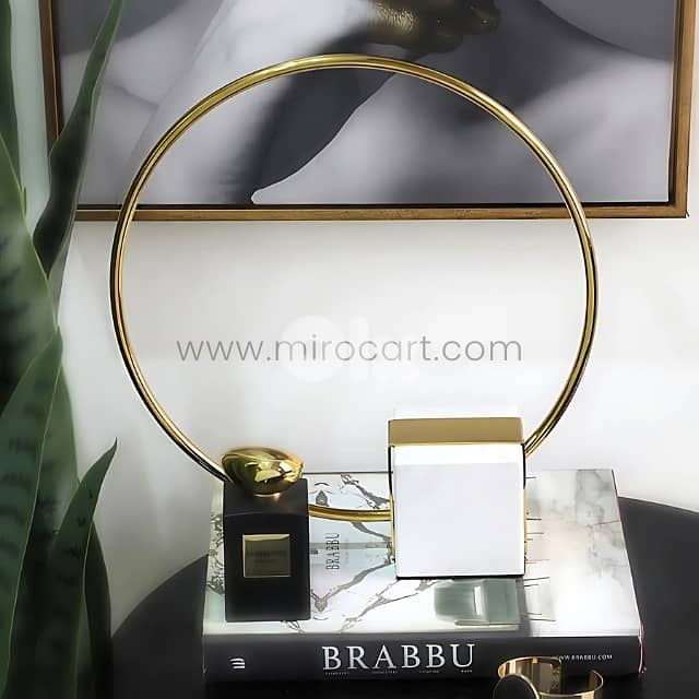 Minimalist Golden Ring Sculpture w/ Marble-Base for Wedding Decor 1