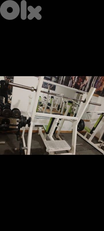 military shoulder press 1