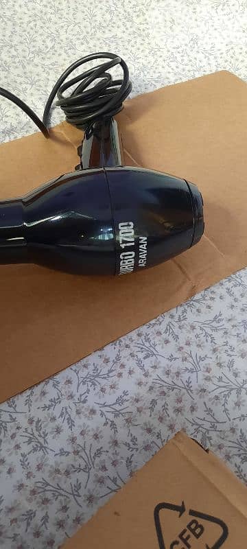Hair dryer turbo 1700. سشوار 0