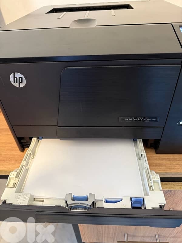 HP LaserJet Pro 200 Color M251n 4