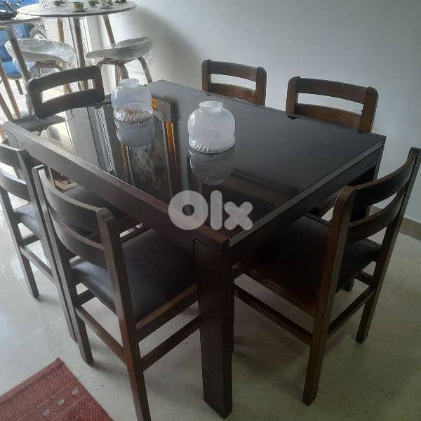 طاولي إيطالي ٦كراسي تفتح لا ١٠ اشخاص 4