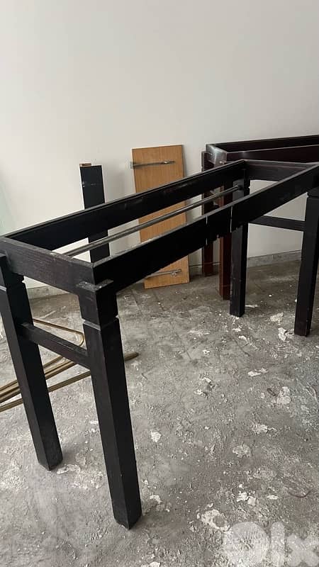 shop decor for sale دكور محل البسة للبيع 0