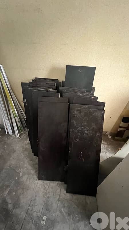 shop decor for sale دكور محل البسة للبيع 8