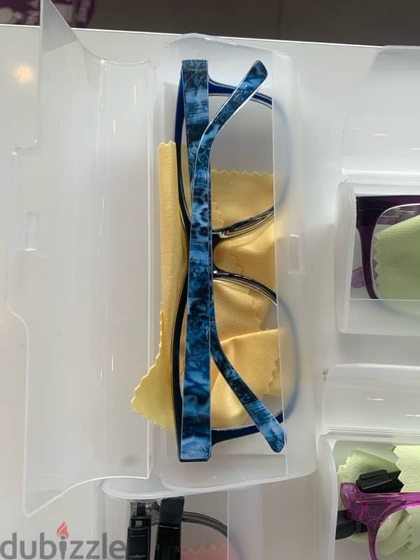 unisex Medical eyeglasses (new) all strengths (1, 1.25 --> 4) 4