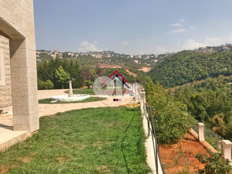 Your Mountain Retreat Awaits – Deluxe Villa in Ajaltoun for Sale 0