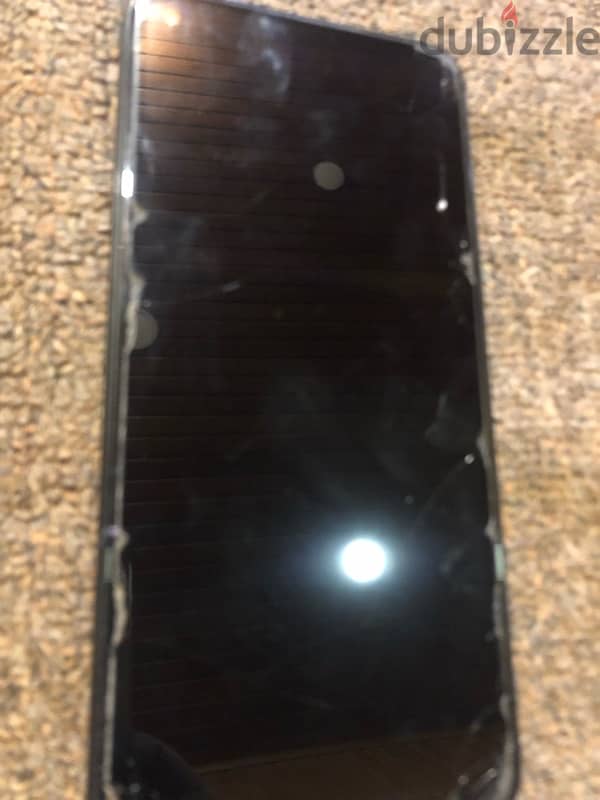 تليفون a11 ولا جرح ومش مفكوك 1