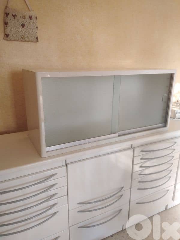dental cabinet 2