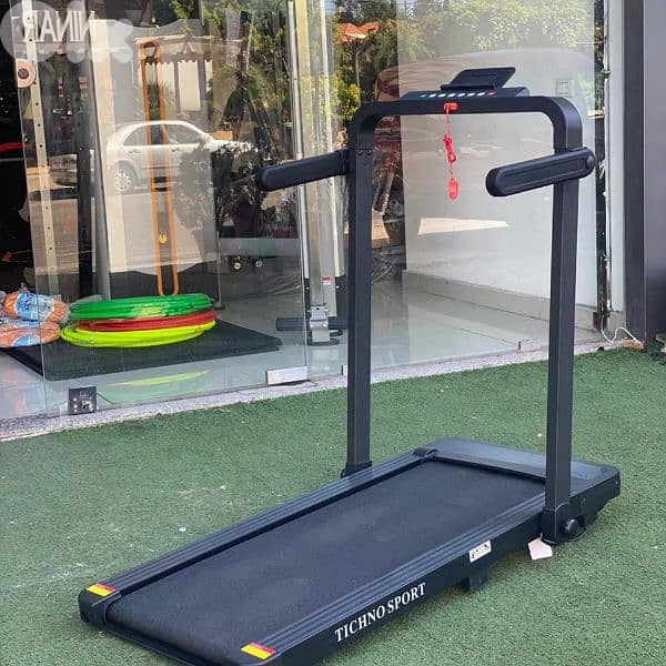 380$ foldable motorized treadmill 2