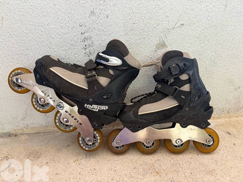 ABEC-5 Inline Roller Skate (Size 39-40) /Patin 0