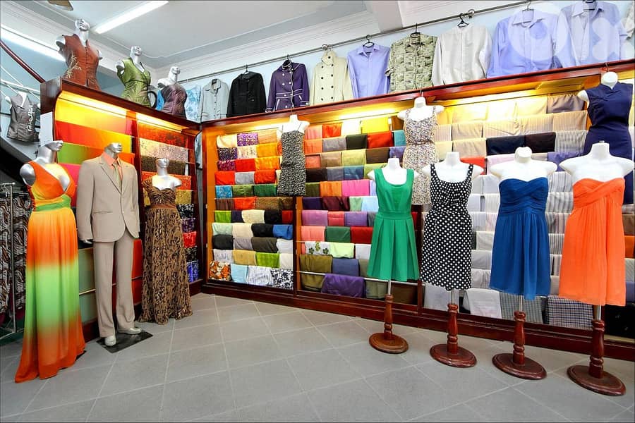 RENOVATED SHOP IN NACCACHE PRIME 100SQ, (NACR-130) 0