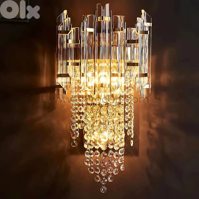 Crystal Cascade Wall Light with Jewel-Cut Glass & Brushed Gold 3