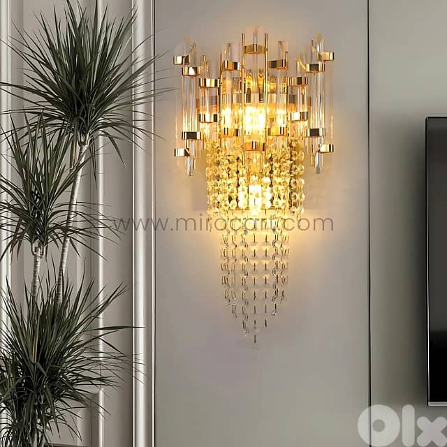 Crystal Cascade Wall Light with Jewel-Cut Glass & Brushed Gold 9