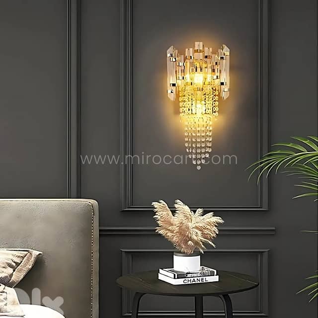 Crystal Cascade Wall Light with Jewel-Cut Glass & Brushed Gold 10