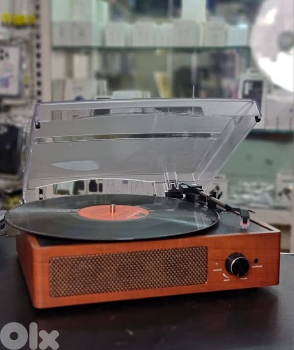 vinyl record player 1