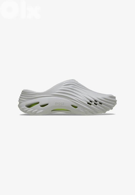 NEW Crocs Echo Wave 1