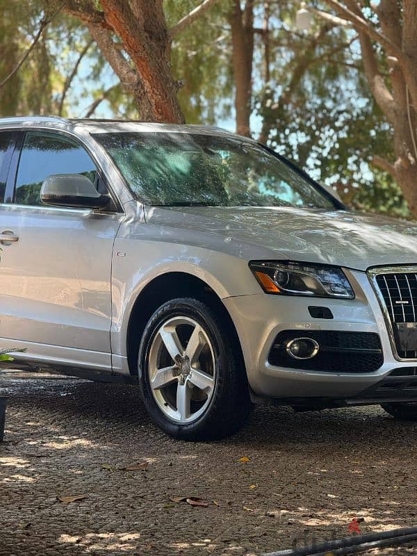 Audi Q5 2011 0