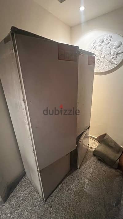 fridges ancastre miel. براد