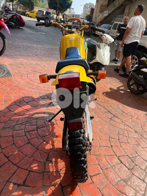 Suzuki RH 250 cc 1984 old school 4