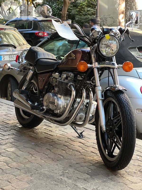 1982 Honda CB 650 cc old school 1