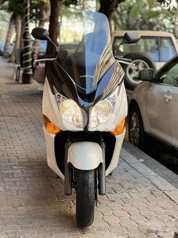 Honda silverwing 400 cc Gt ( Tmode) Japanese 3800$ 1