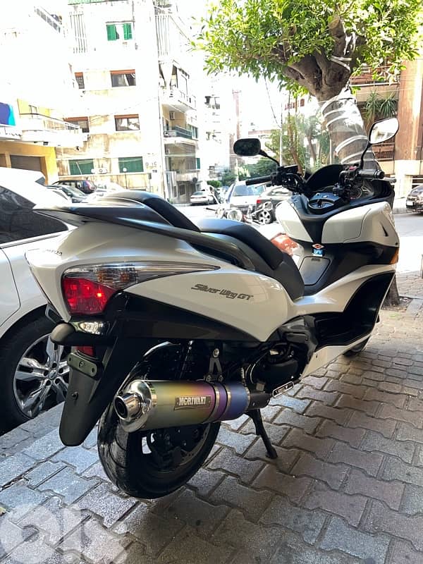 Honda silverwing 400 cc Gt ( Tmode) Japanese 3800$ 5