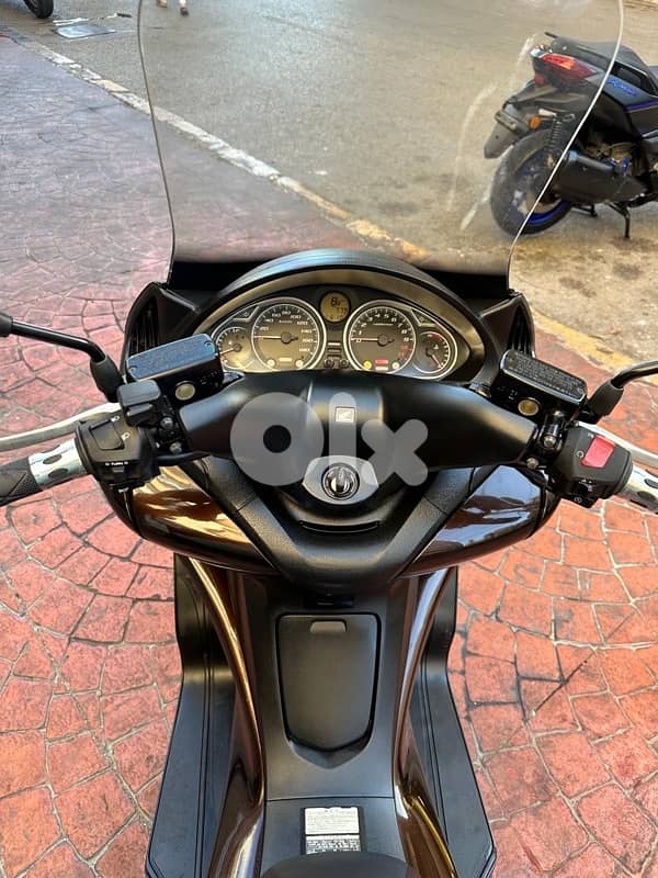 Honda silverwing GT 400 cc ( Tmode) Japanese 3800$ 2