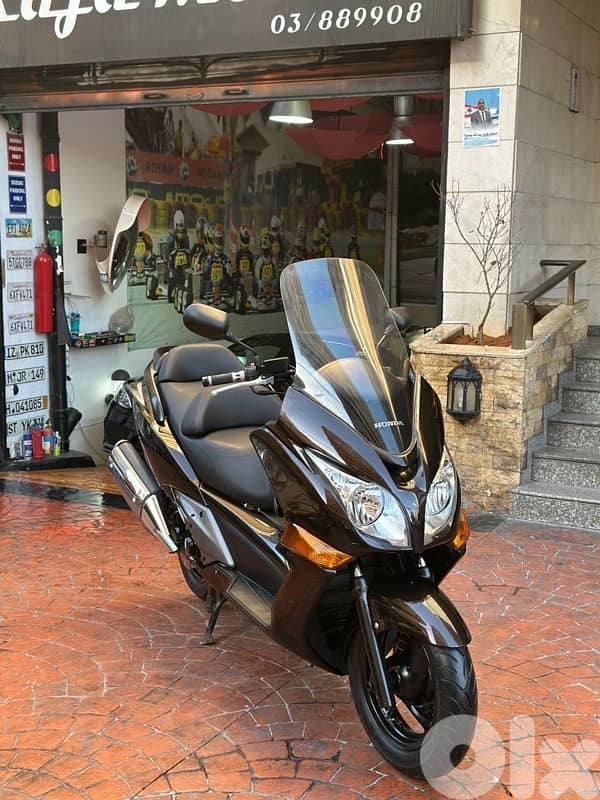 Honda silverwing GT 400 cc ( Tmode) Japanese 3800$ 4