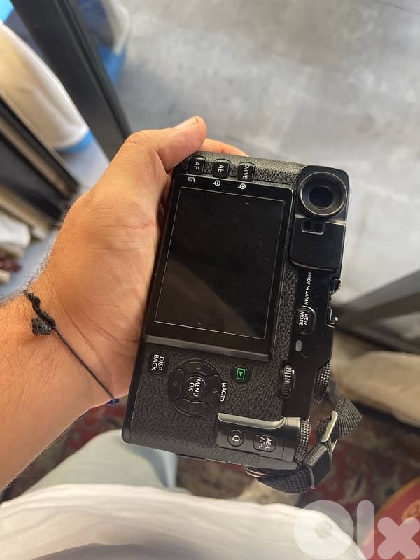 Fujifilm xpro 1 + 23mm f2 + w battery 4