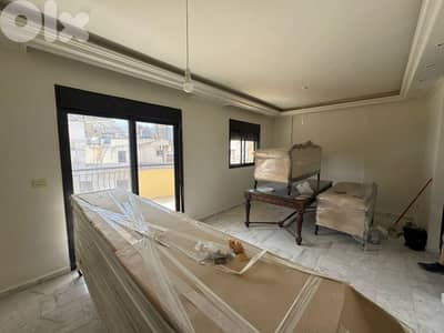 Apartment for rent in Jdeideh - شقة للإيجار في الجديدة