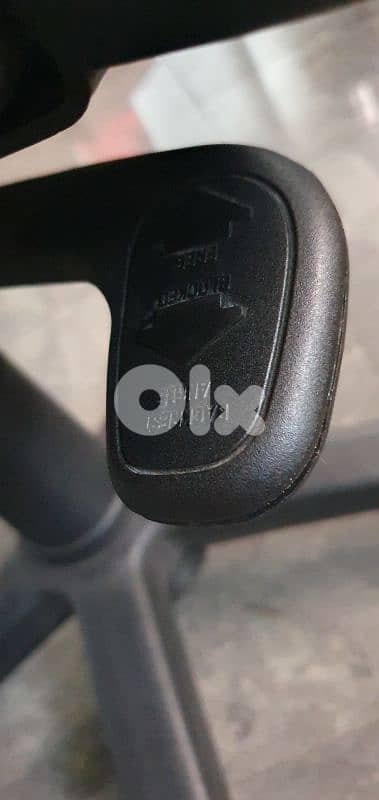 office strong italian hidrulic chair 3