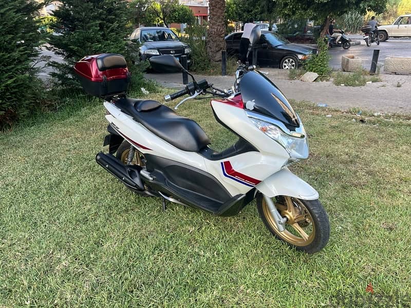 hnda pcx 126  cc. 2